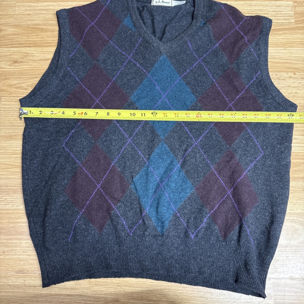 LL Bean Men's XL Lambswool Pullover Vest - Picture 3 of 5